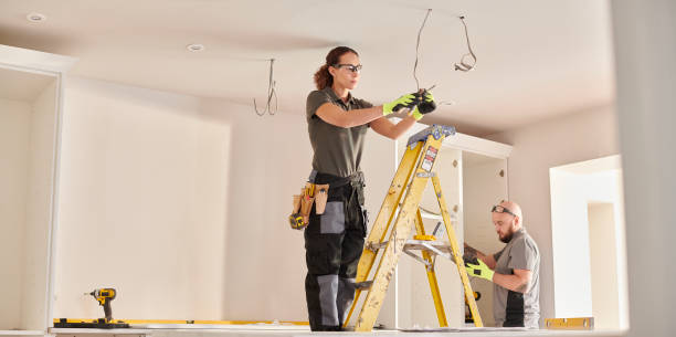 Best Circuit Breaker Repair  in Bradford, RI